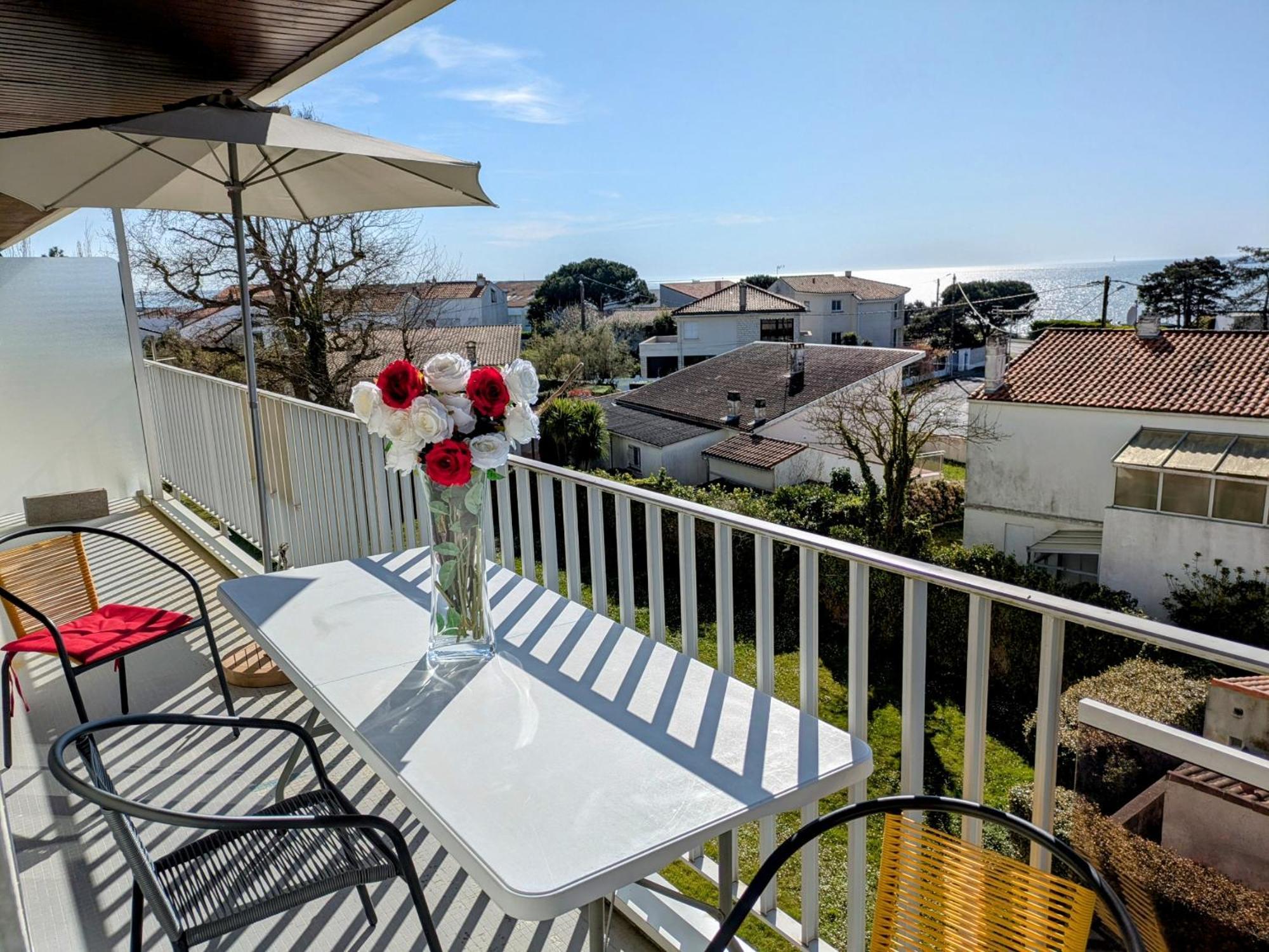 Appartement Vue Mer 180Deg Saint-Georges-de-Didonne Kültér fotó